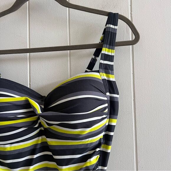 bond-eye Australia Nip Tuck Multifit Cup Swimsuit - Picture 2 of 10